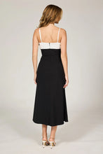 Load image into Gallery viewer, Honey &amp; Beau - Envy Midi Dress